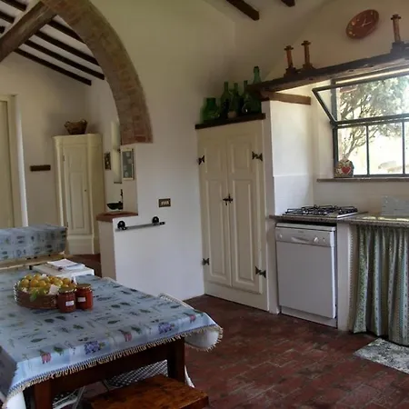 Po' Bandino Sleeps 17 Pool Wifi Villa *