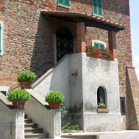 Po' Bandino Sleeps 17 Pool Wifi Villa